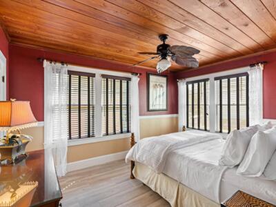 102 SE 7th Avenue, Delray Beach, FL 33483