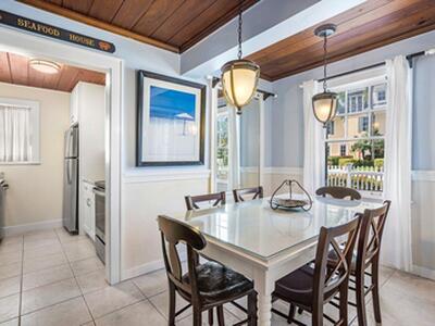 102 SE 7th Avenue, Delray Beach, FL 33483