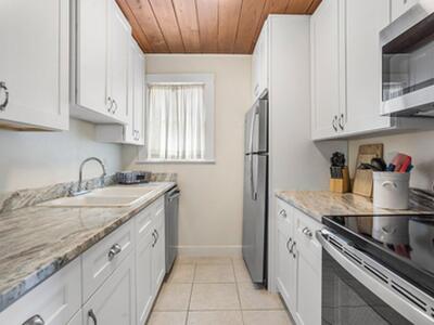 102 SE 7th Avenue, Delray Beach, FL 33483