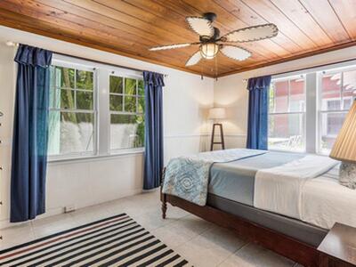 102 SE 7th Avenue, Delray Beach, FL 33483