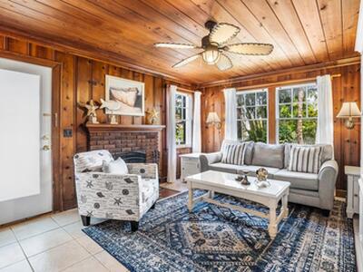 102 SE 7th Avenue, Delray Beach, FL 33483