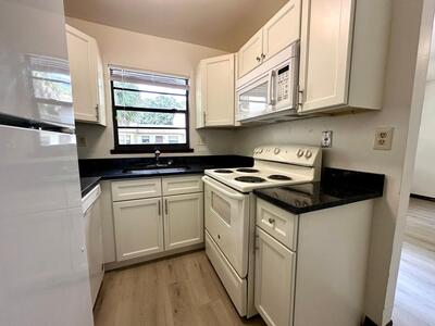 1244 N Haverhill Road, Haverhill, FL 33417