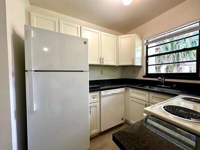 1244 N Haverhill Road, Haverhill, FL 33417