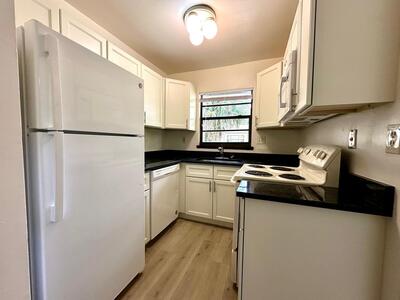 1244 N Haverhill Road, Haverhill, FL 33417