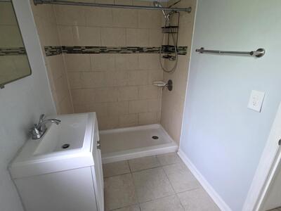 100 Cascade Lane, Palm Beach Shores, FL 33404