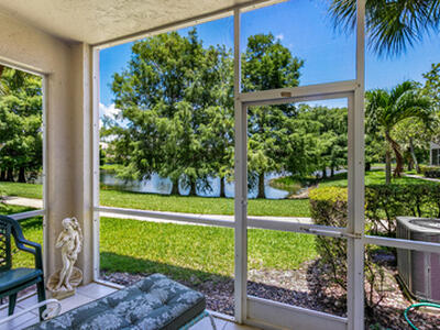 4976 Palmbrooke Circle, West Palm Beach, FL 33417