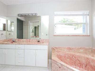 317 SW Duxbury Avenue, Port Saint Lucie, FL 34983