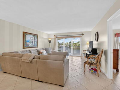 2871 N Ocean Boulevard, Boca Raton, FL 33431