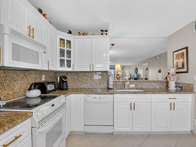 2871 N Ocean Boulevard, Boca Raton, FL 33431