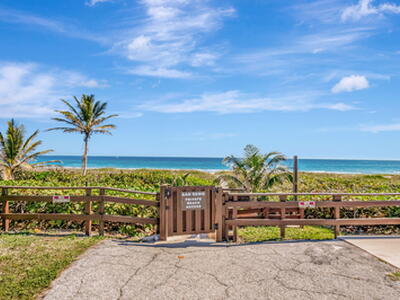 2871 N Ocean Boulevard, Boca Raton, FL 33431