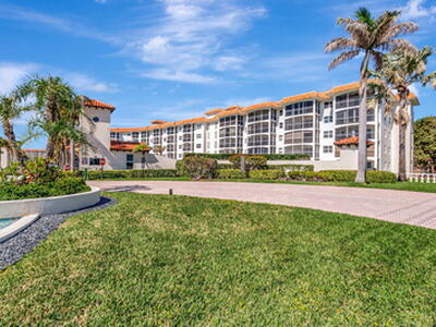 2871 N Ocean Boulevard, Boca Raton, FL 33431