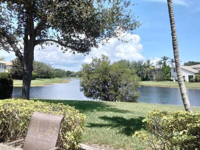 647 Castle Drive, Palm Beach Gardens, FL 33410