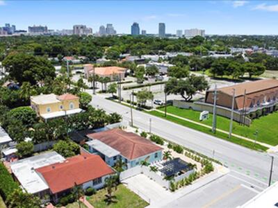 2741 Parker Avenue, West Palm Beach, FL 33405