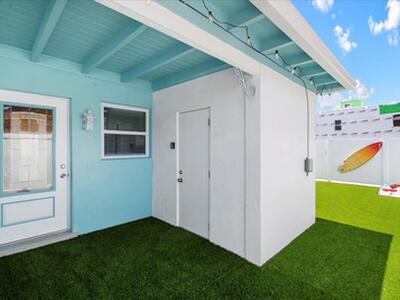 2741 Parker Avenue, West Palm Beach, FL 33405