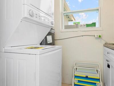 2741 Parker Avenue, West Palm Beach, FL 33405