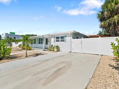 2741 Parker Avenue, West Palm Beach, FL 33405