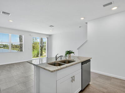 483 Salisbury Circle, Fort Pierce, FL 34982