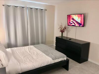 615 NW 18 Street, Fort Lauderdale, FL 33311