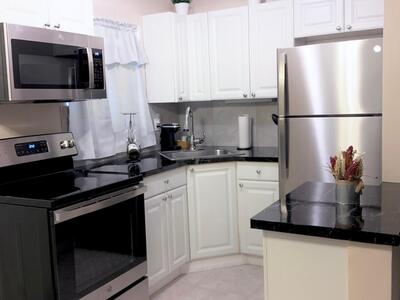 615 NW 18 Street, Fort Lauderdale, FL 33311