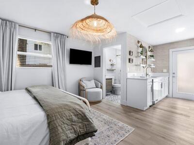 West Palm Beach, FL 33407