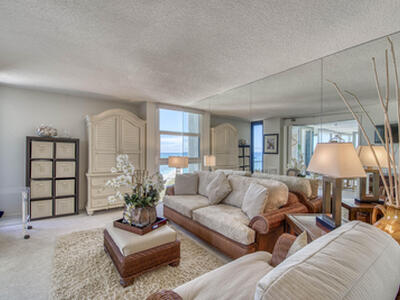 5540 N Ocean Drive, Singer Island, FL 33404
