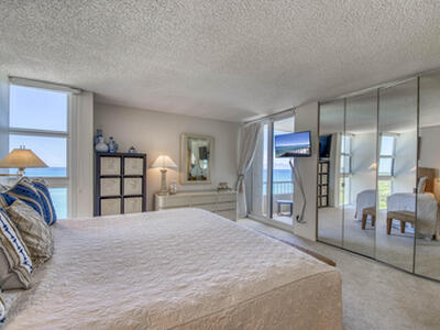 5540 N Ocean Drive, Singer Island, FL 33404