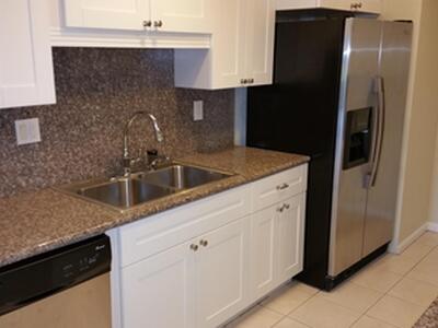 830 Greensward Court, Delray Beach, FL 33445