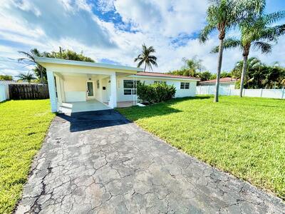 2370 NE 4th Avenue, Boca Raton, FL 33431