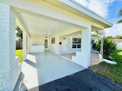 2370 NE 4th Avenue, Boca Raton, FL 33431