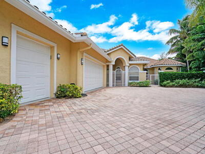 14300 Calypso Lane, Wellington, FL 33414