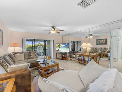 8305 Casa Del Lago, Boca Raton, FL 33433