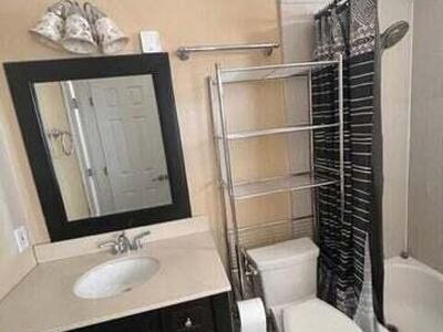 7200 NW 2nd Avenue, Boca Raton, FL 33487