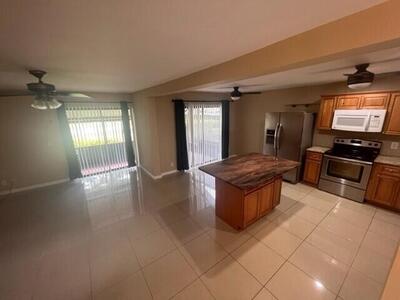 7200 NW 2nd Avenue, Boca Raton, FL 33487