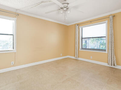 7091 Golf Colony 203 Court, Lake Worth, FL 33467