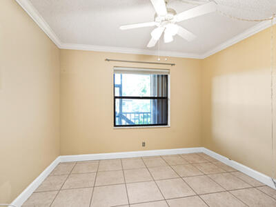 7091 Golf Colony 203 Court, Lake Worth, FL 33467