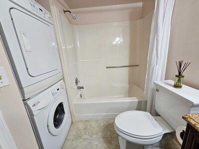 7091 Golf Colony 203 Court, Lake Worth, FL 33467