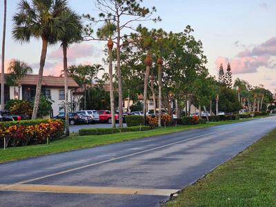 7091 Golf Colony 203 Court, Lake Worth, FL 33467