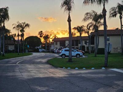 7091 Golf Colony 203 Court, Lake Worth, FL 33467