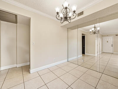 7091 Golf Colony 203 Court, Lake Worth, FL 33467