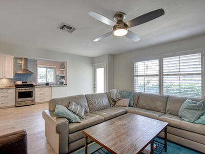 1020 Casuarina Road, Delray Beach, FL 33483