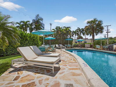 1131 SE 4th Street, Boynton Beach, FL 33435