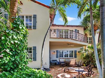 1028 Coralina Lane, Delray Beach, FL 33483