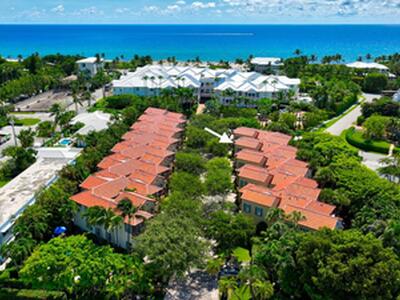 1028 Coralina Lane, Delray Beach, FL 33483