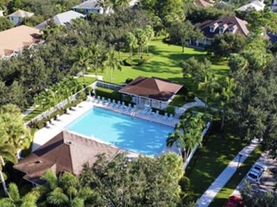 2913 E Community Drive, Jupiter, FL 33458