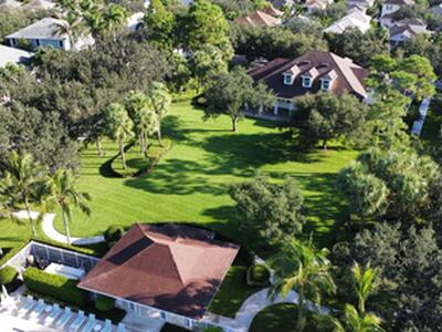 2913 E Community Drive, Jupiter, FL 33458