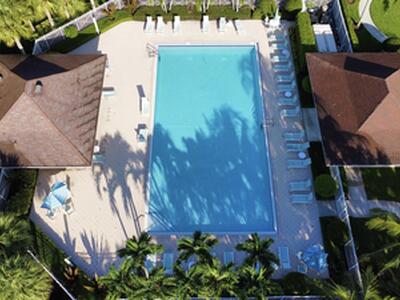 2913 E Community Drive, Jupiter, FL 33458