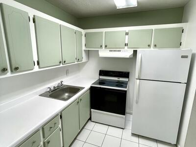 201 Canterbury I, West Palm Beach, FL 33417