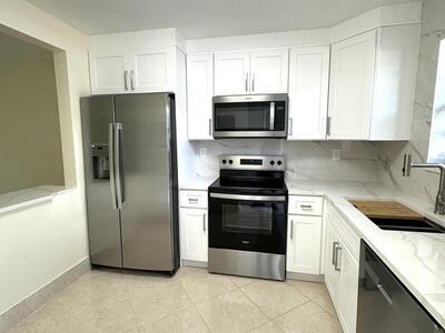 9440 SW 8th Street, Boca Raton, FL 33428