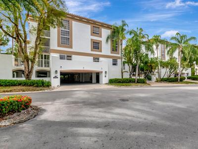 7370 Orangewood Lane, Boca Raton, FL 33433