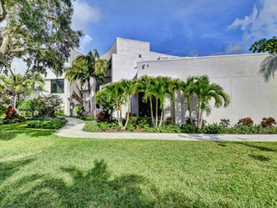 7370 Orangewood Lane, Boca Raton, FL 33433